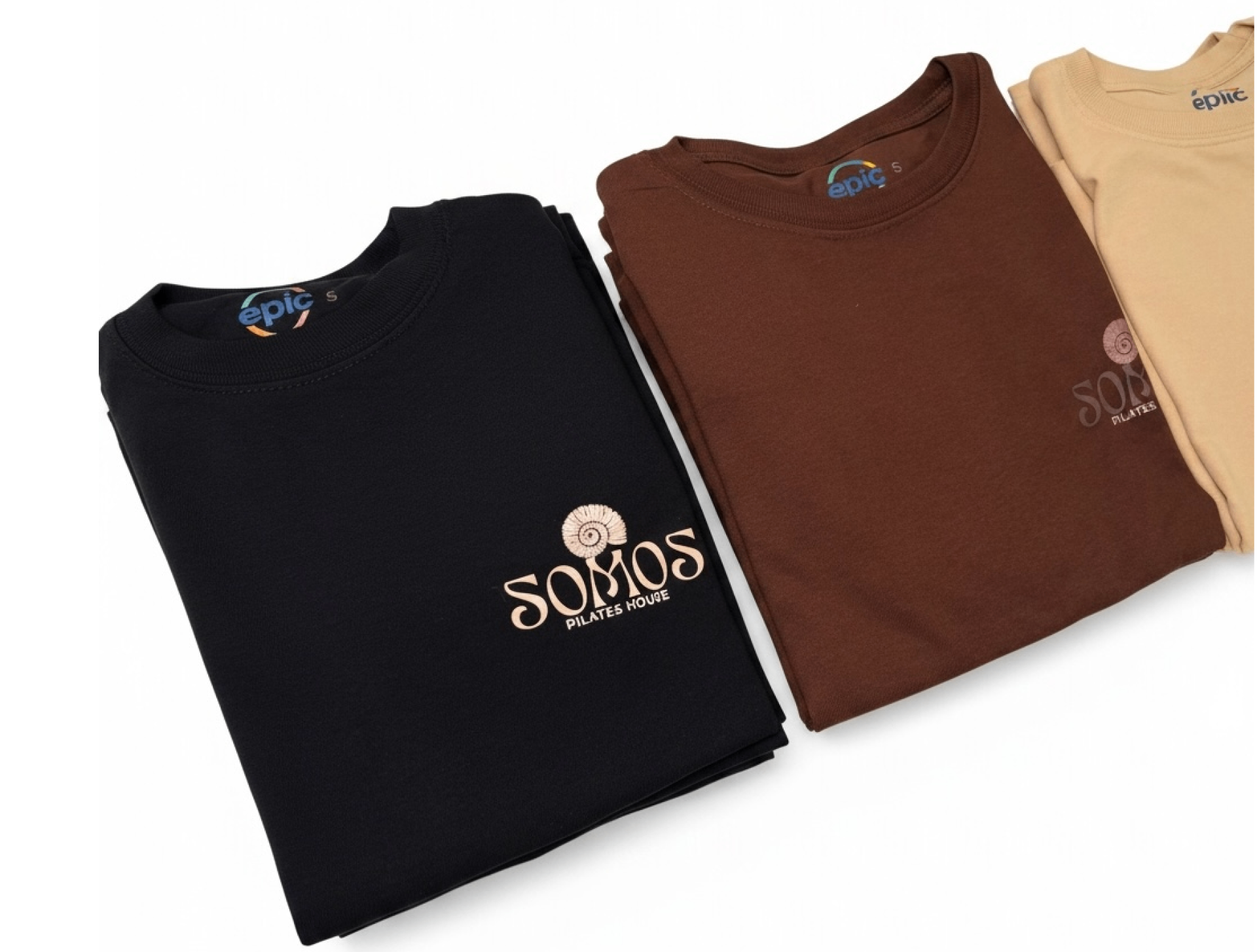 Camisetas Somos Pilates House en negro, café y beige